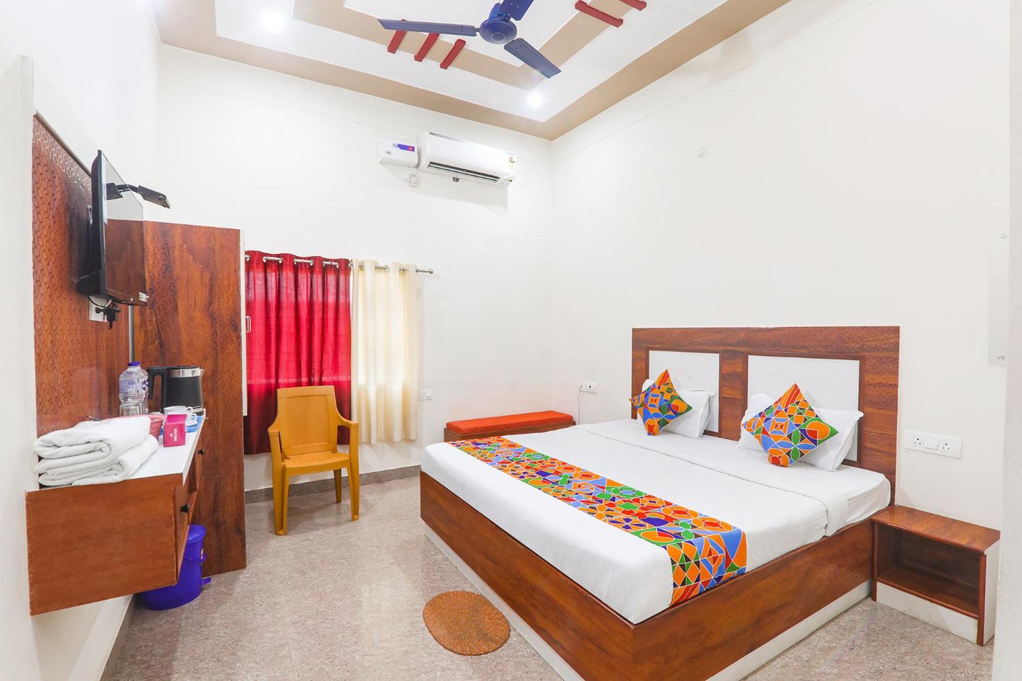 Fabhotel Shree Venkatesh Nileyam Ayodhya Exterior foto