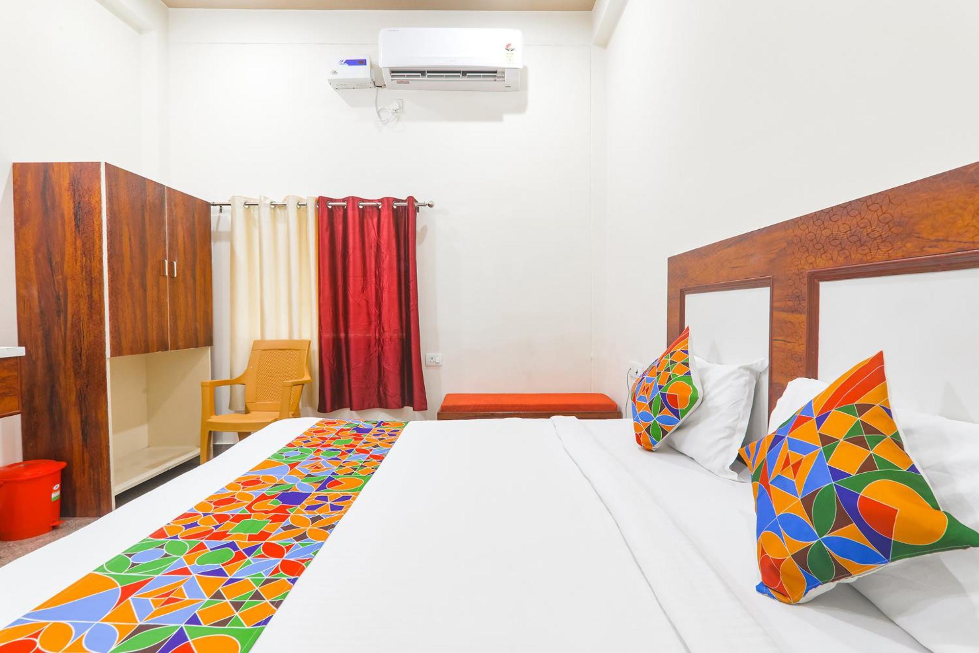 Fabhotel Shree Venkatesh Nileyam Ayodhya Exterior foto