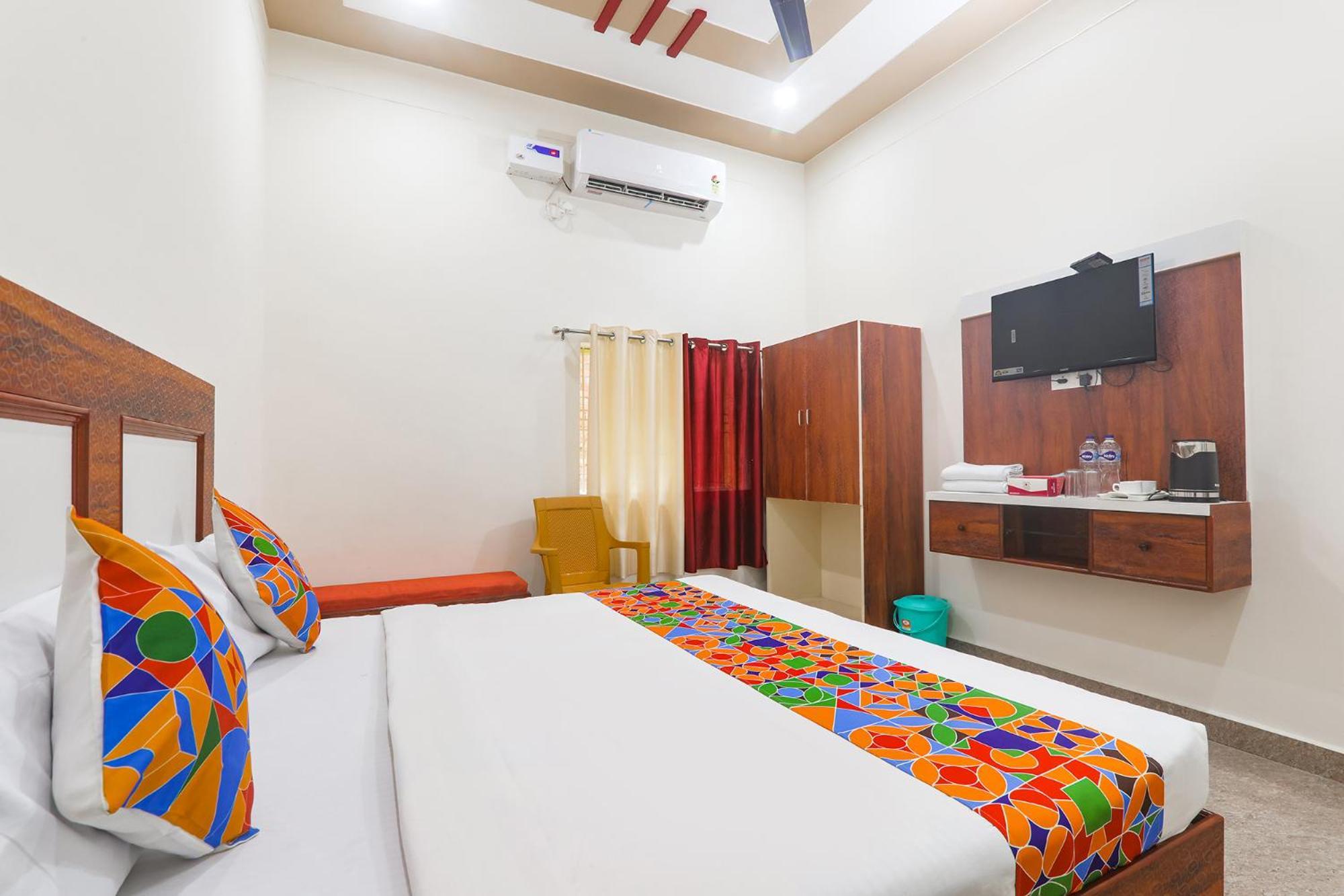Fabhotel Shree Venkatesh Nileyam Ayodhya Exterior foto
